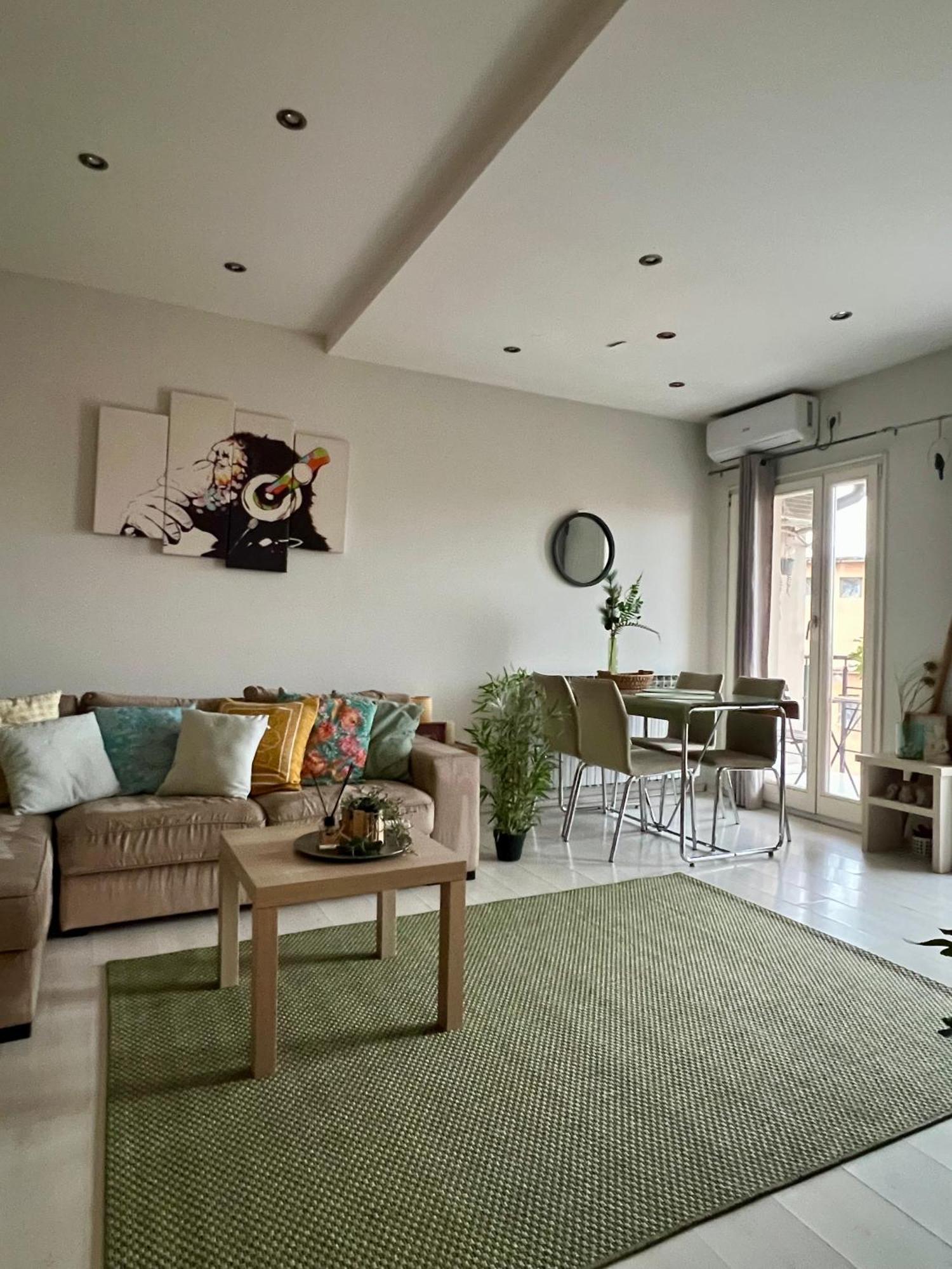 Center Lux Apartments Новий Сад Екстер'єр фото